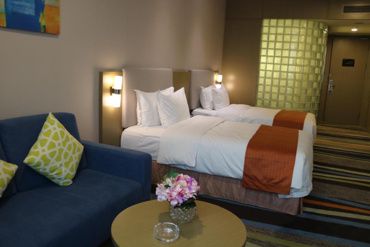 Guangzhou Baiyun Airport Rejoice By Argyle Hotel Rehe Metro Exit B --Free Shuttle Bus Is Provided During The 137Th Canton Fair Exterior photo